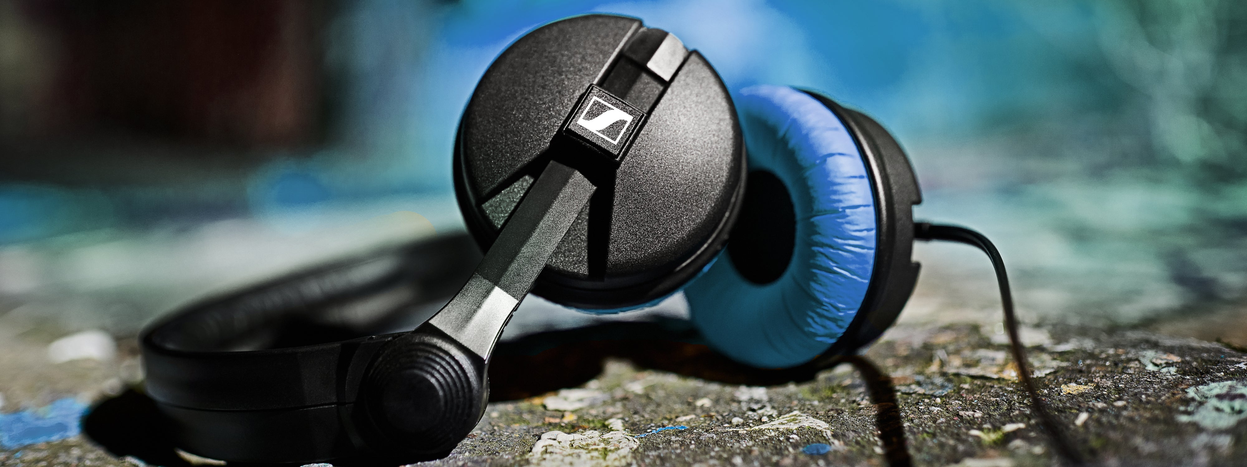 Out Now: The Sennheiser HD 25 BLUE Limited Edition Headphones!